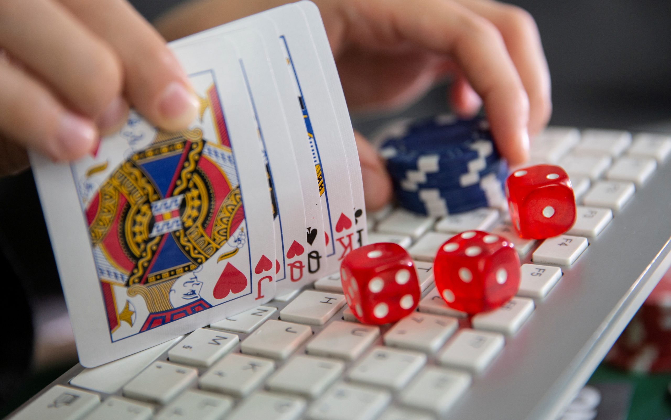 Understand in an On the internet Casino